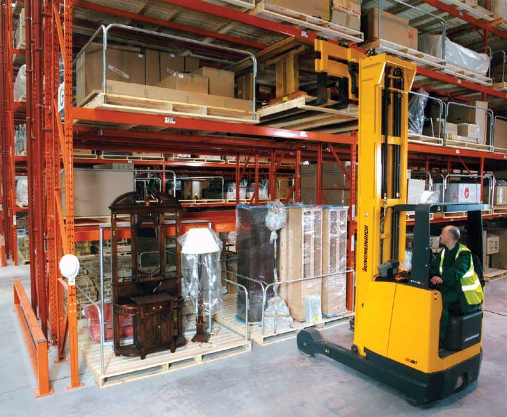 forklift wide aisle pallet racking