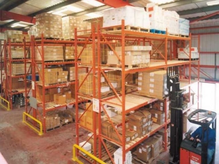 wide aisle pallet racking
