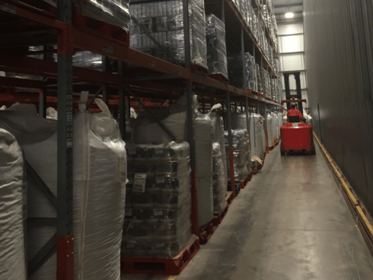 narrow aisle pallet racking